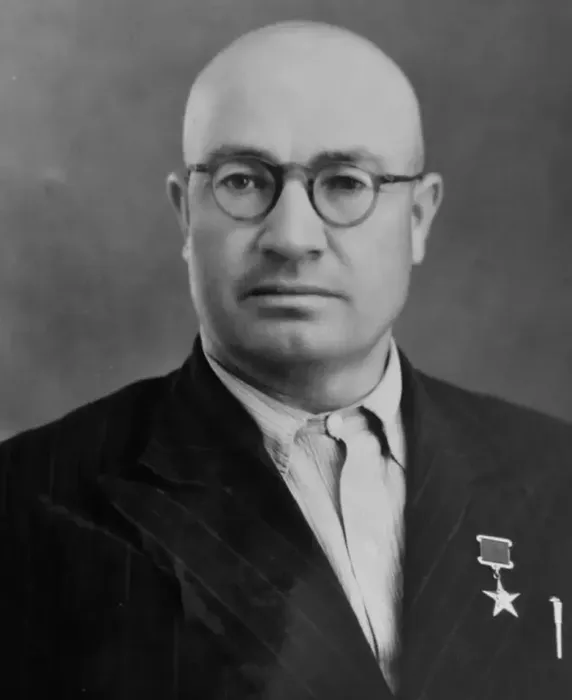 Стратиенко Пётр Никитович