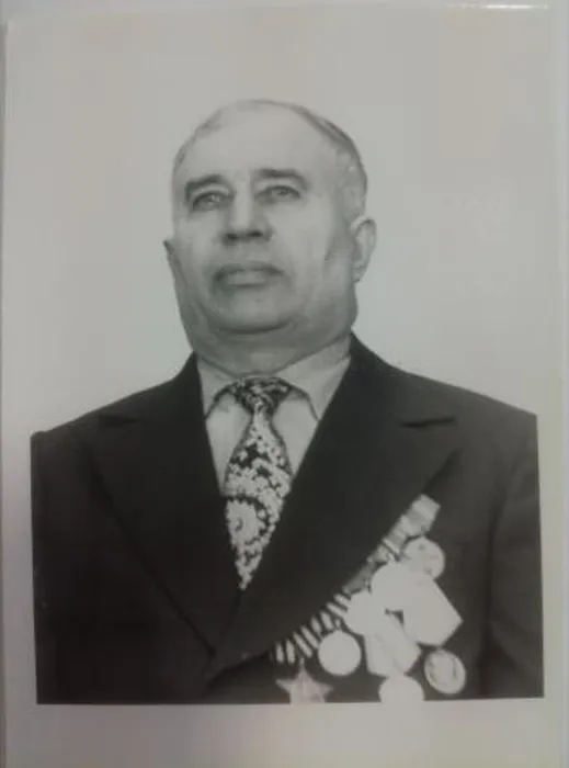 Ветерана войны и труда Супрун Петра Степановича.