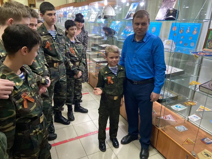 П1